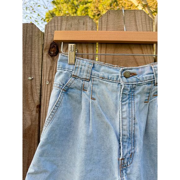 SUNSET BLUES VINTAGE DENIM SHORTS - Picture 2 of 6